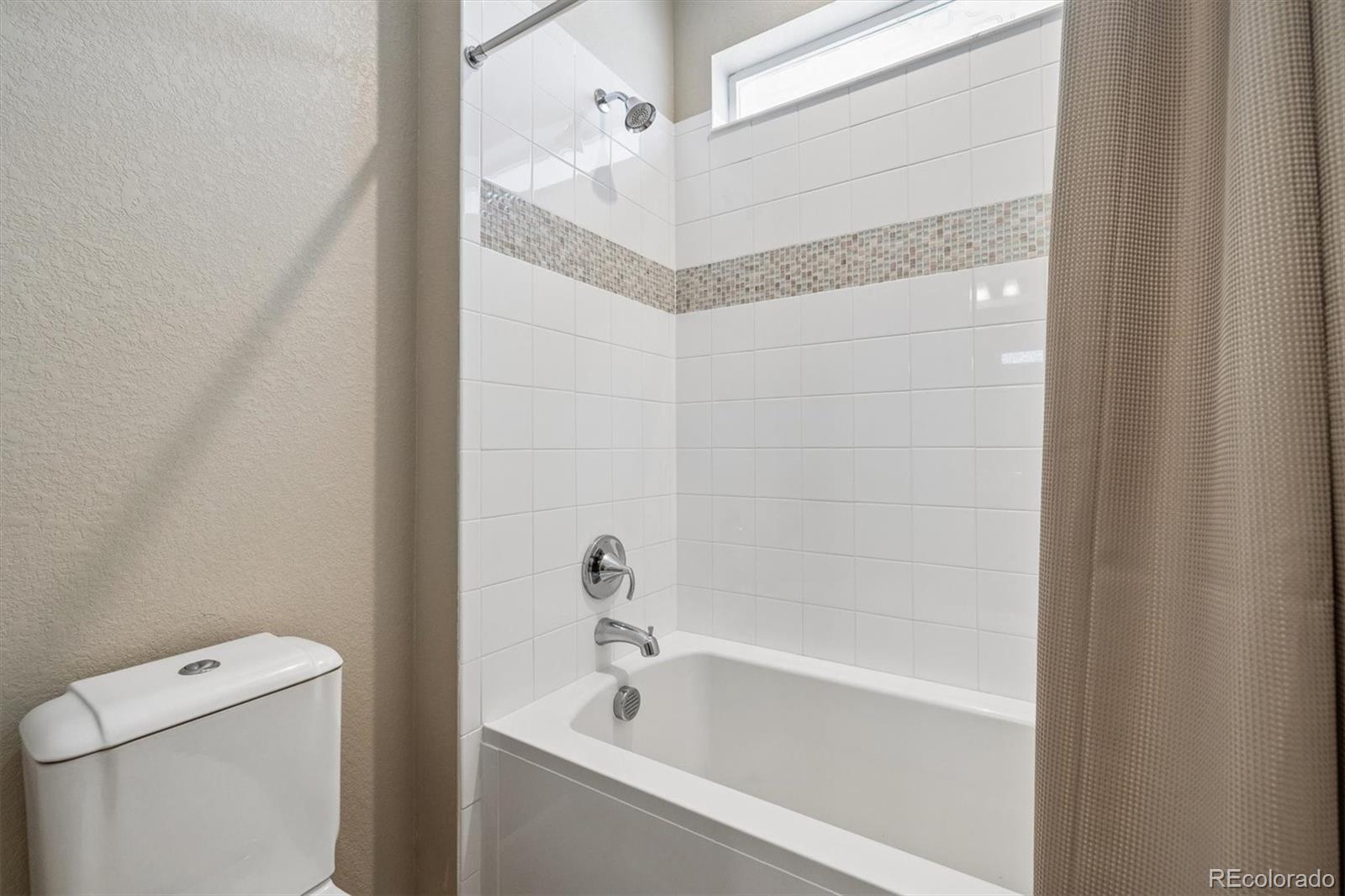 MLS Image #18 for 8416  arapahoe peak street,littleton, Colorado