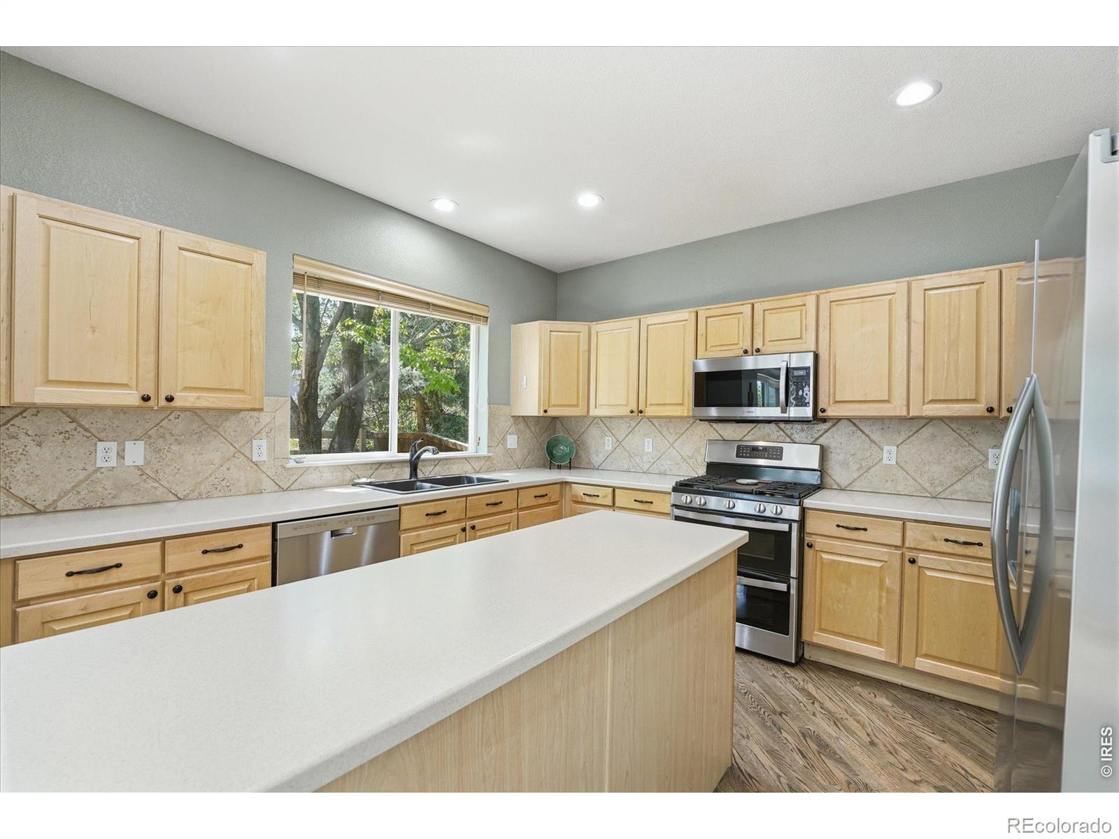 MLS Image #7 for 651  americana road,longmont, Colorado