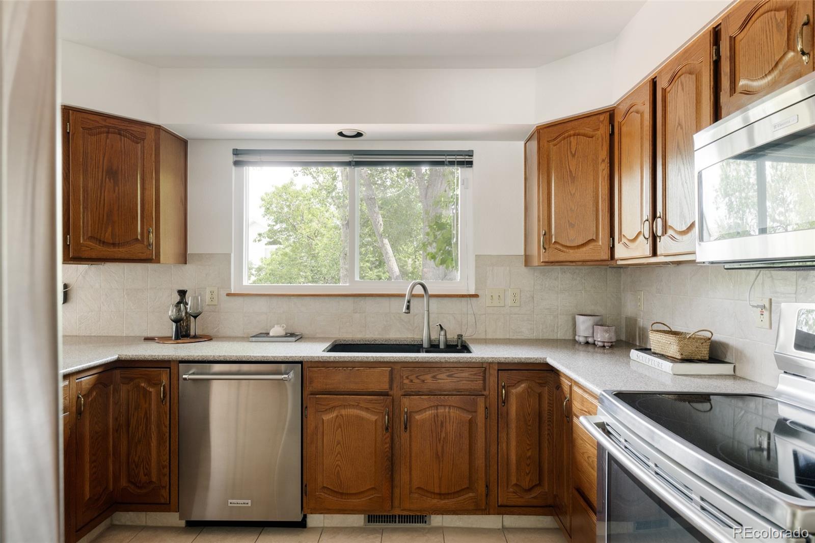 MLS Image #6 for 284 s lark avenue,louisville, Colorado