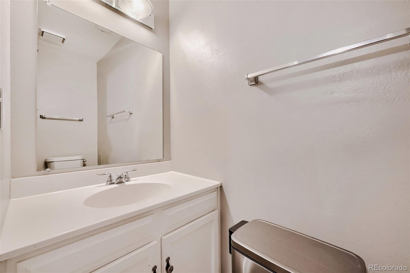 MLS Image #11 for 6846 s glencoe court,centennial, Colorado