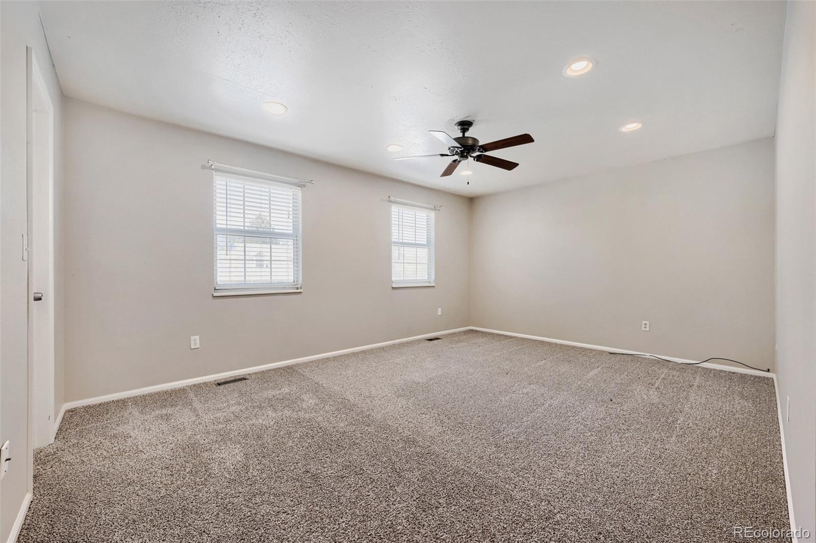 MLS Image #12 for 6846 s glencoe court,centennial, Colorado