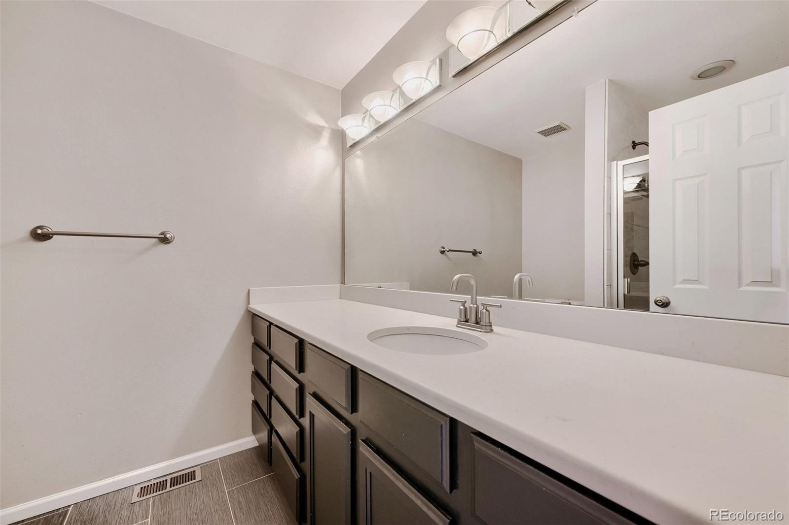 MLS Image #14 for 6846 s glencoe court,centennial, Colorado