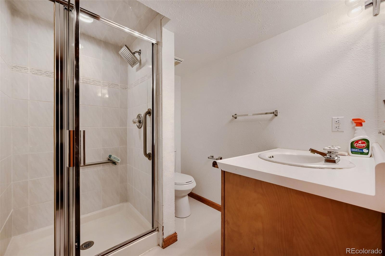 MLS Image #23 for 6846 s glencoe court,centennial, Colorado
