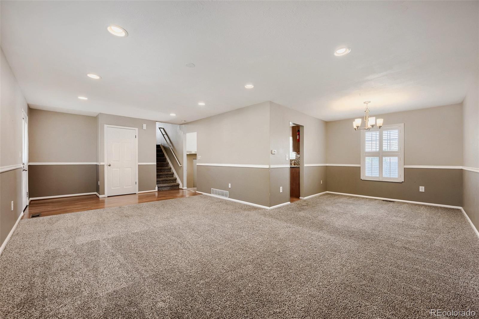 MLS Image #3 for 6846 s glencoe court,centennial, Colorado