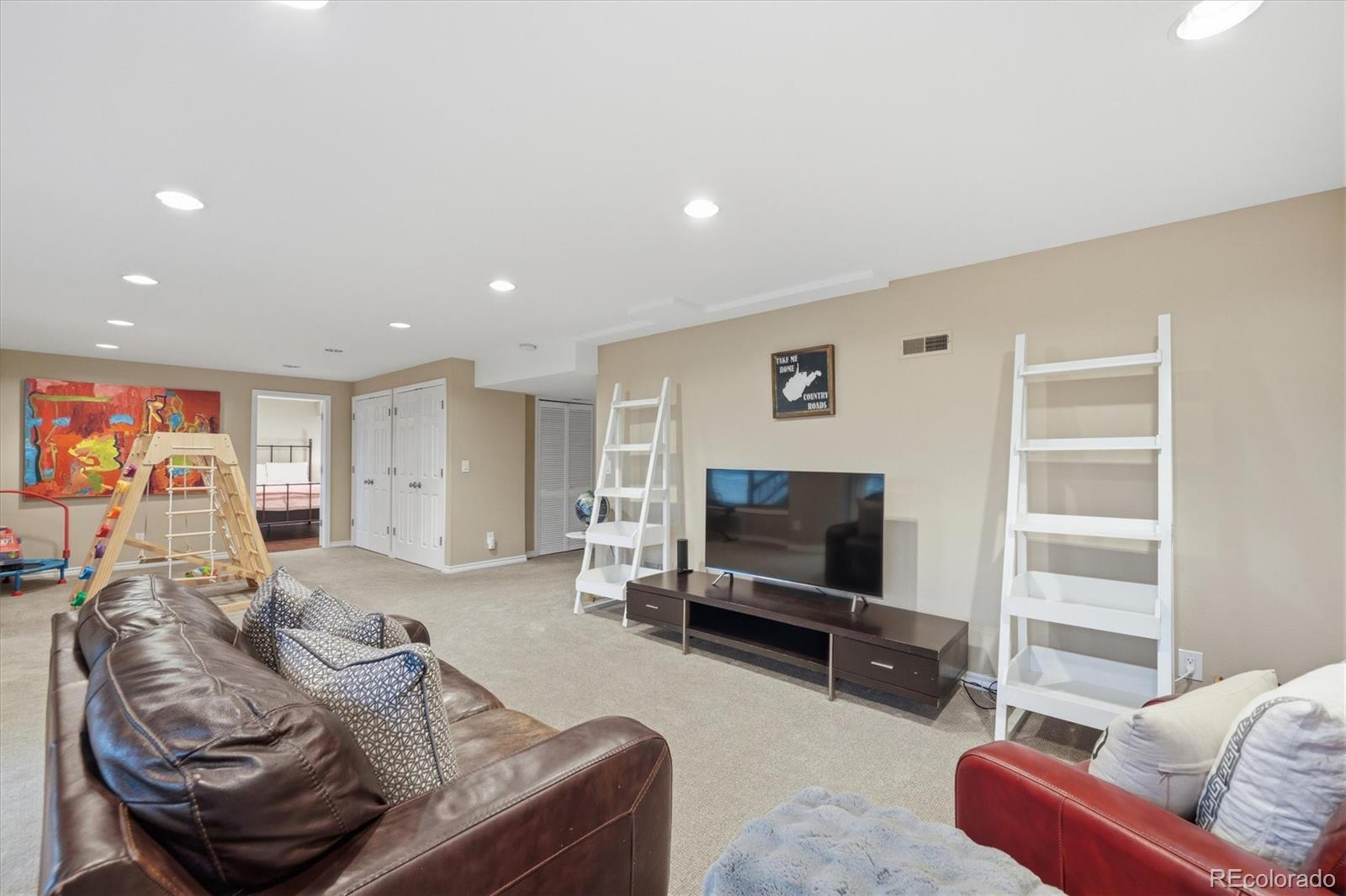 MLS Image #28 for 21  amaranth drive,littleton, Colorado