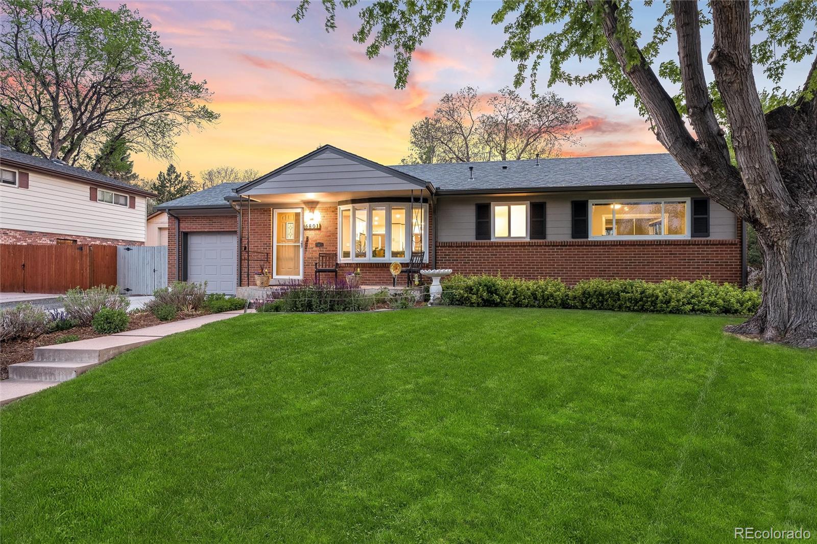 MLS Image #2 for 6801 s marion circle,centennial, Colorado