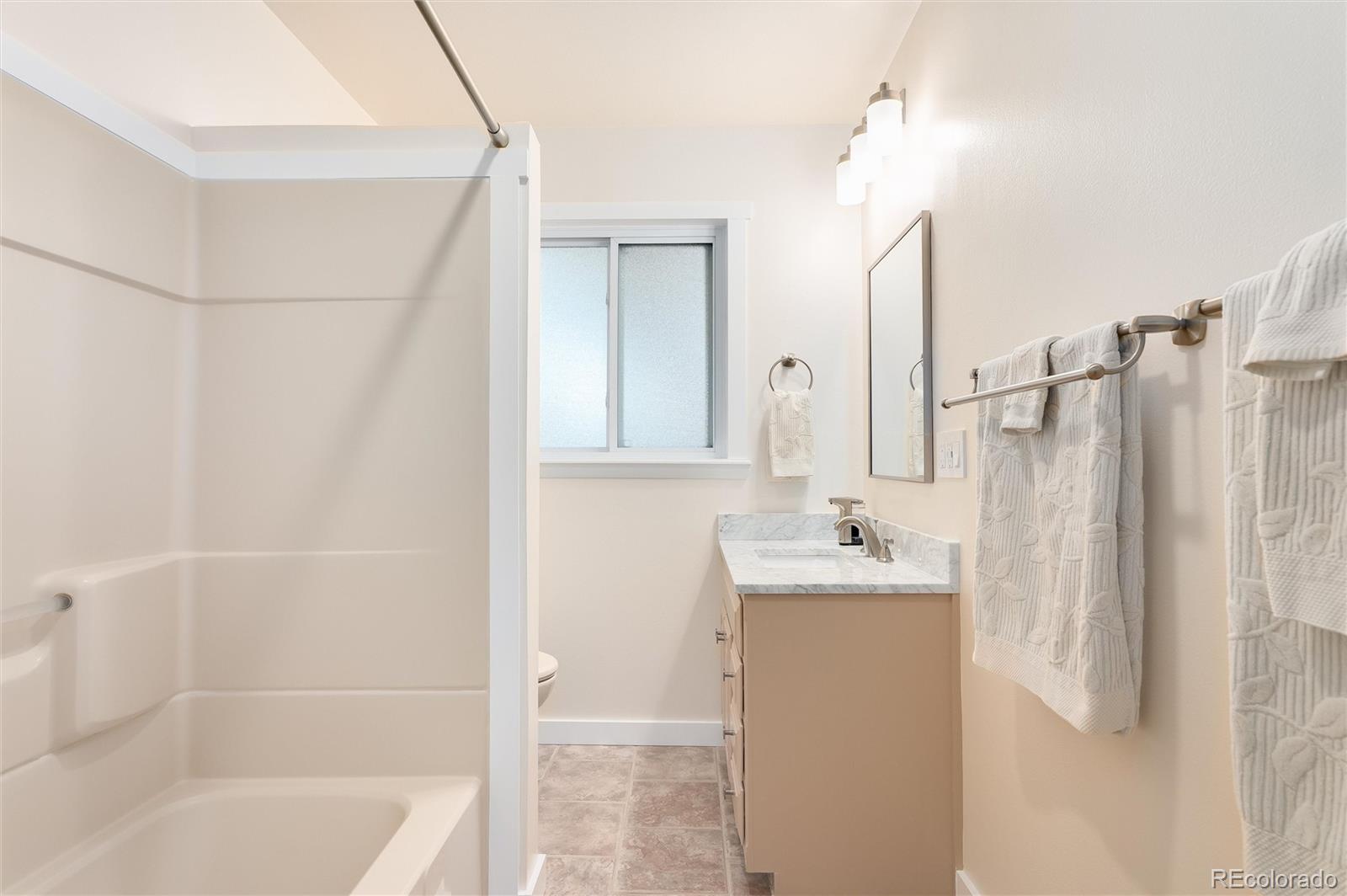 MLS Image #20 for 6801 s marion circle,centennial, Colorado