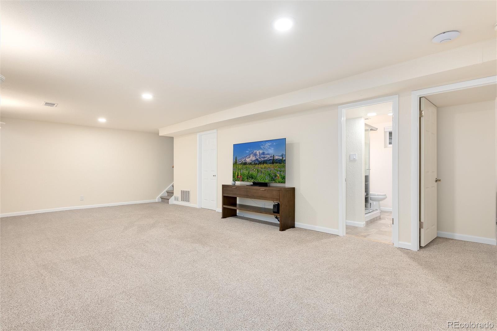 MLS Image #23 for 6801 s marion circle,centennial, Colorado