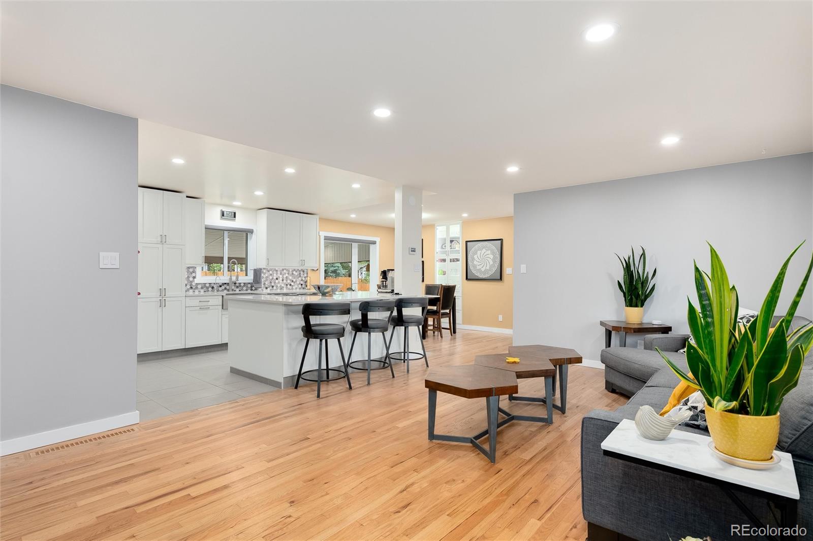 MLS Image #9 for 6801 s marion circle,centennial, Colorado