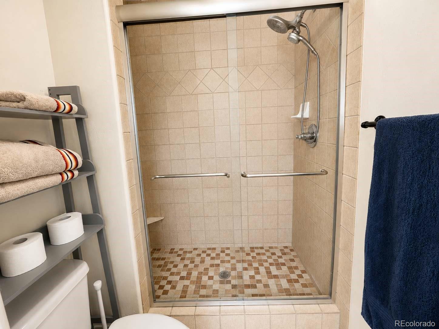MLS Image #17 for 625  malvern court,castle pines, Colorado