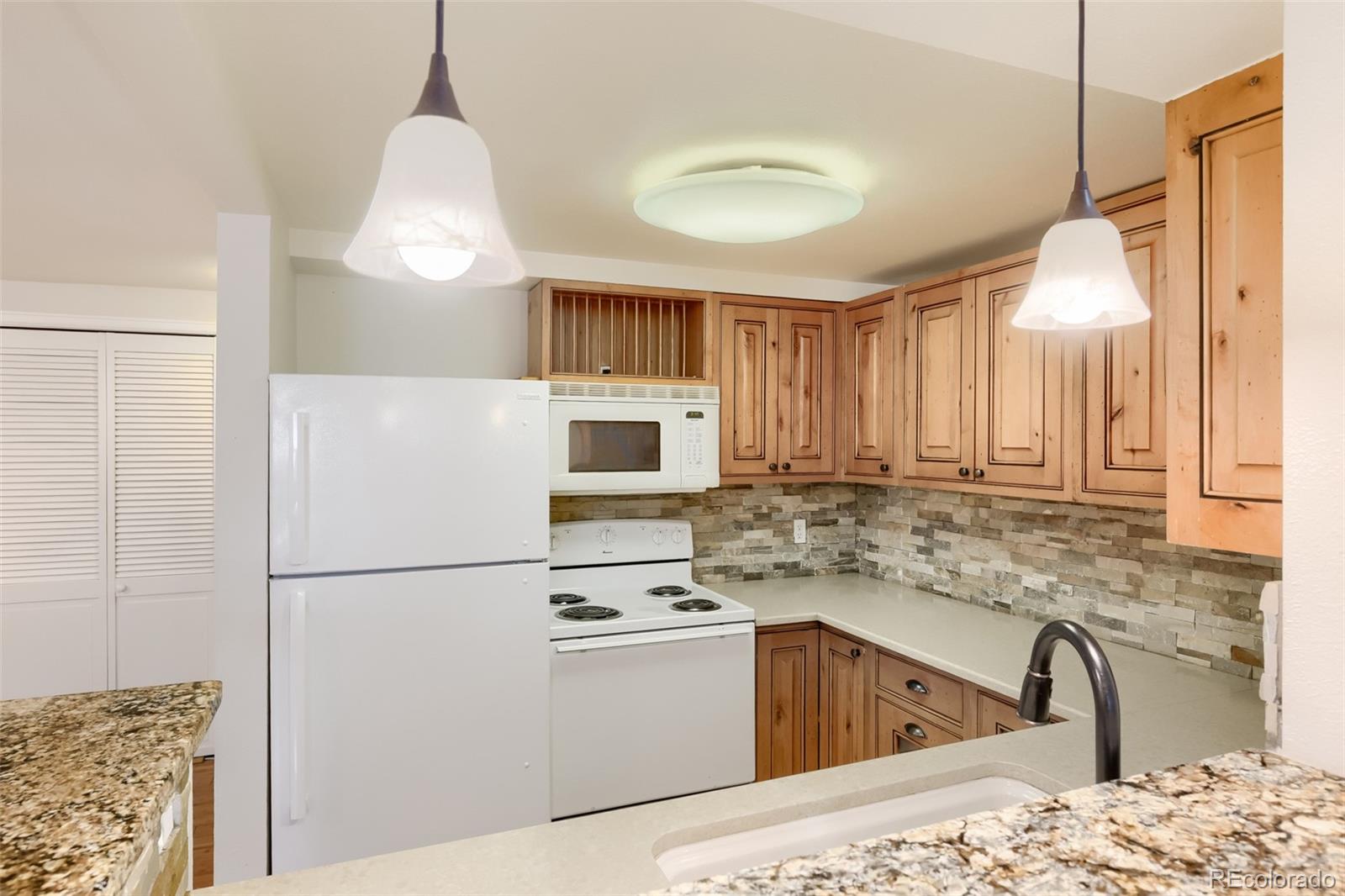 MLS Image #5 for 5873 s prince street,littleton, Colorado