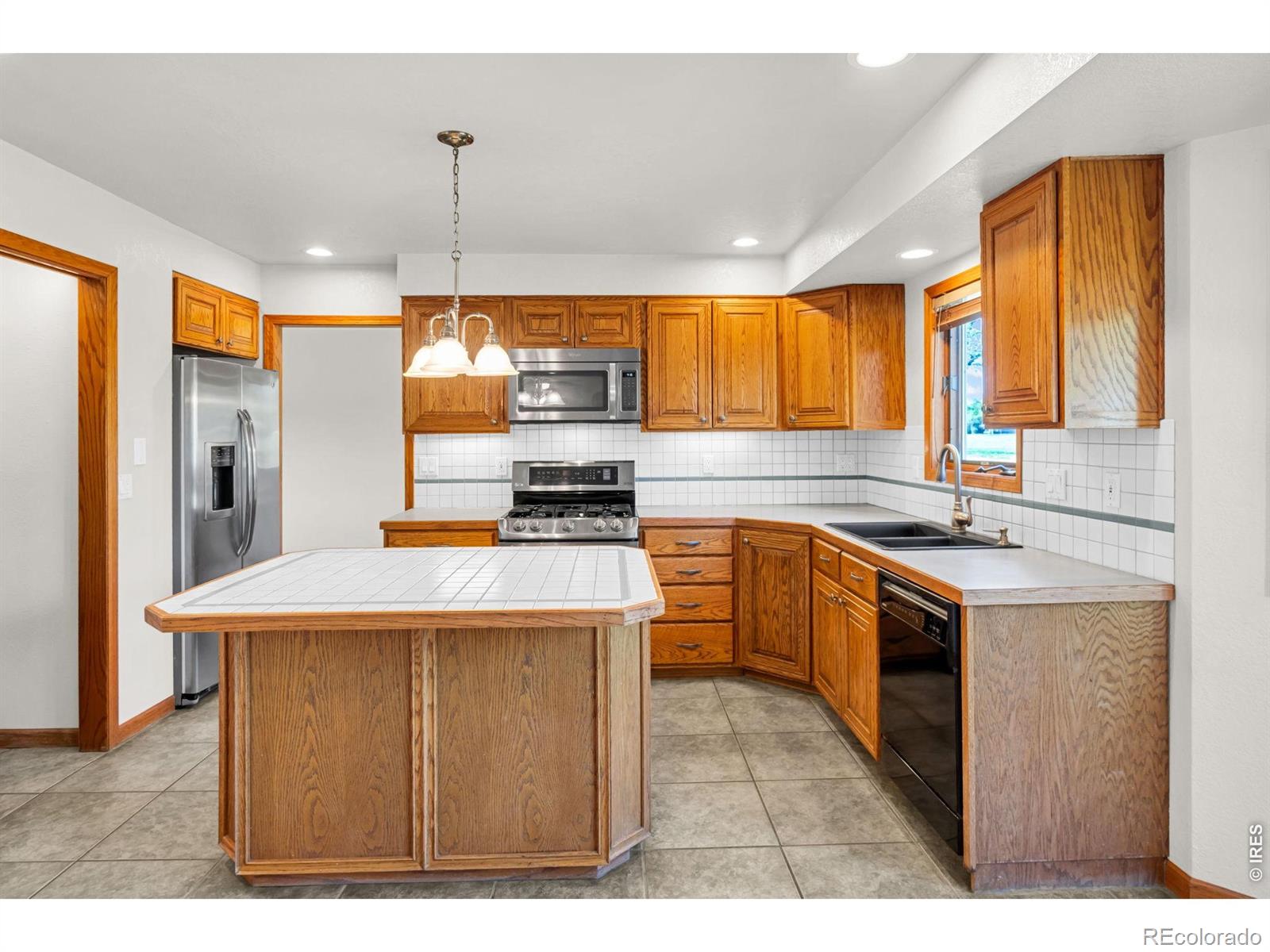 MLS Image #12 for 930  grouse circle,fort collins, Colorado