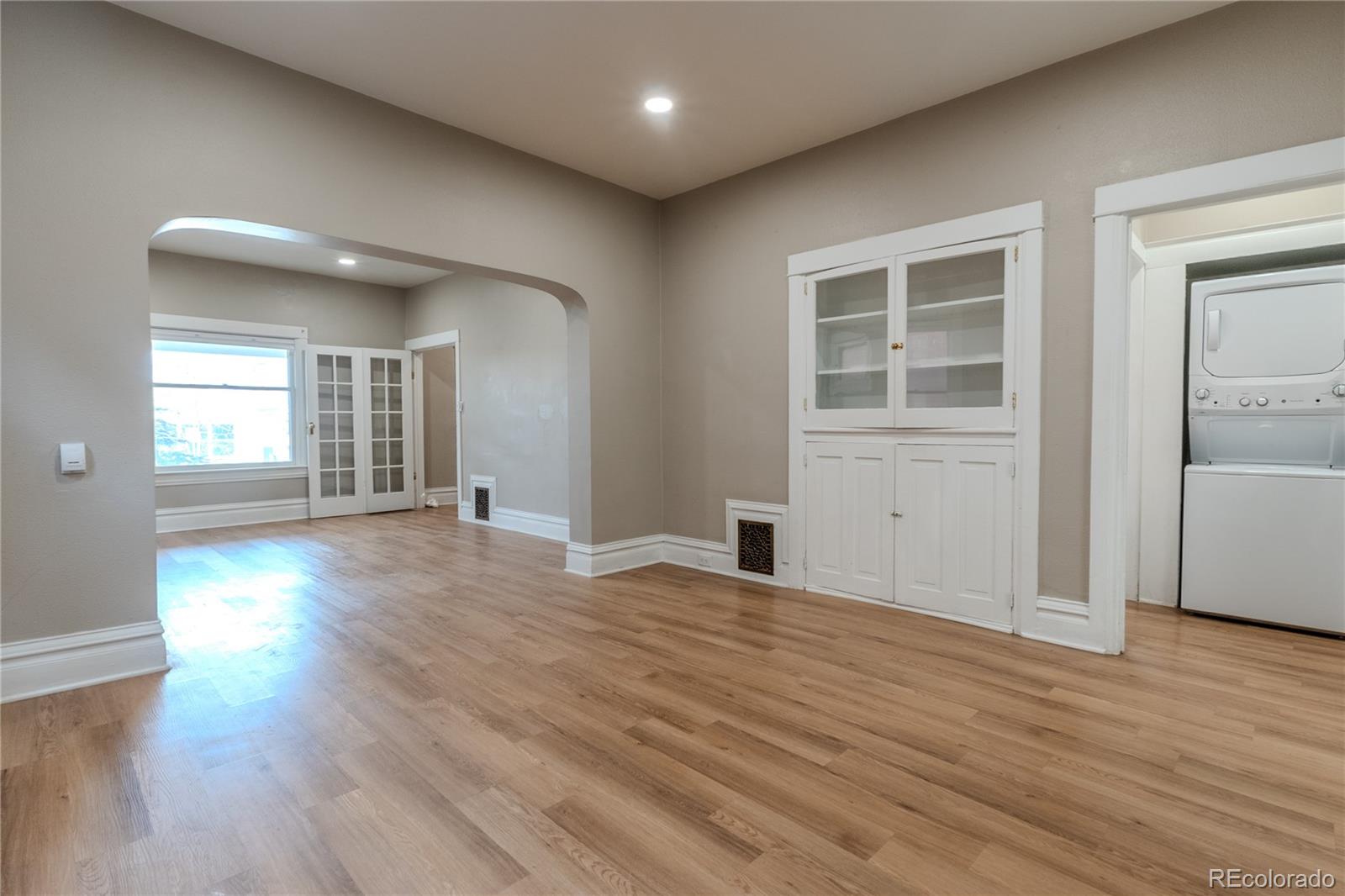 MLS Image #8 for 342 s lincoln street,denver, Colorado