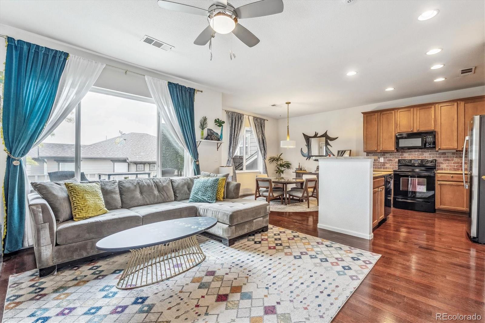 MLS Image #2 for 13042  grant circle c,thornton, Colorado