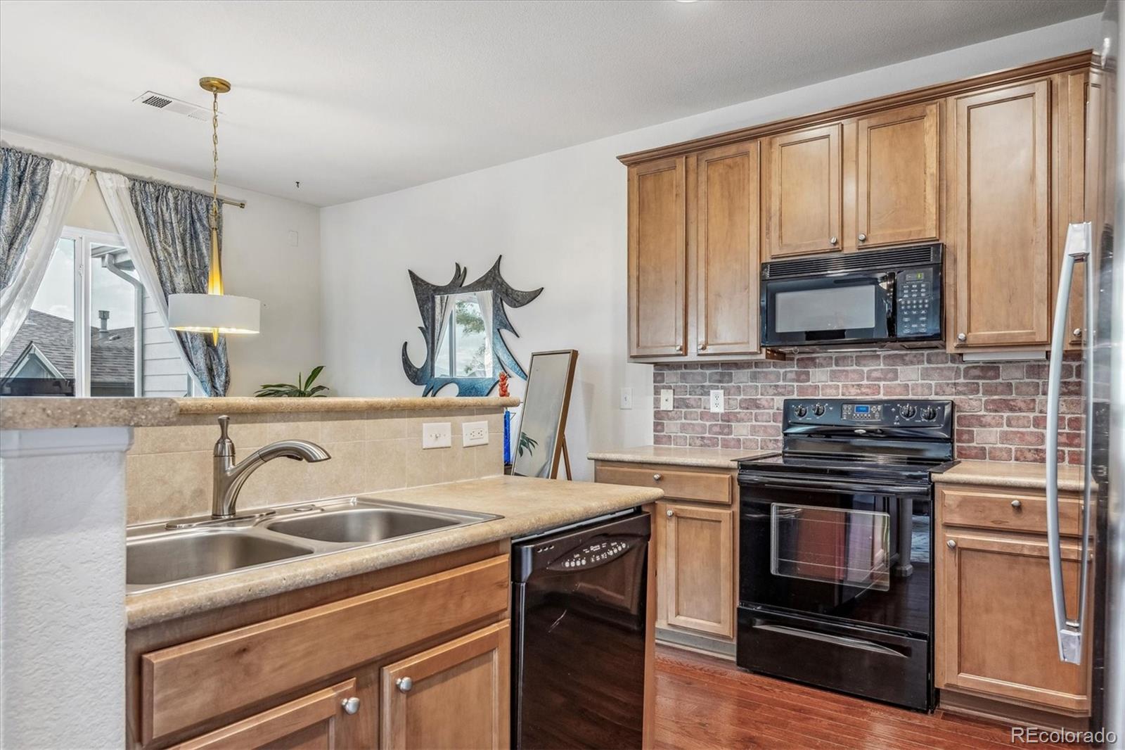 MLS Image #7 for 13042  grant circle c,thornton, Colorado