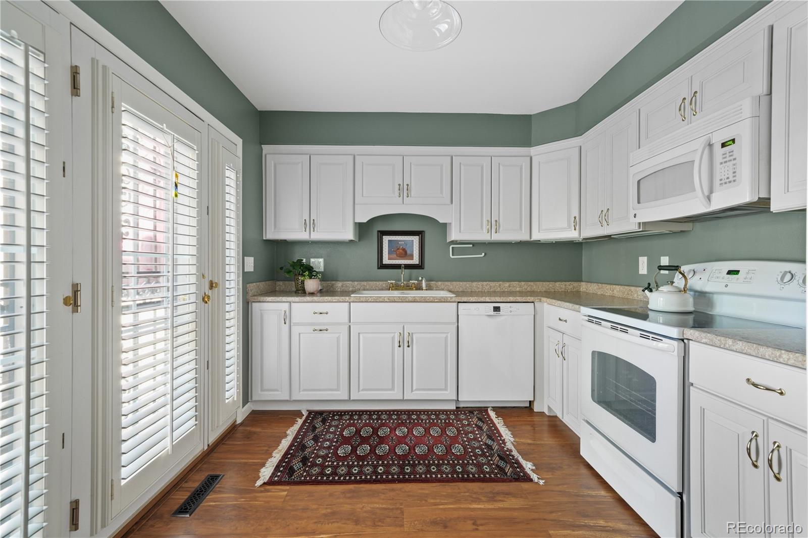 MLS Image #13 for 7779 s curtice drive,littleton, Colorado