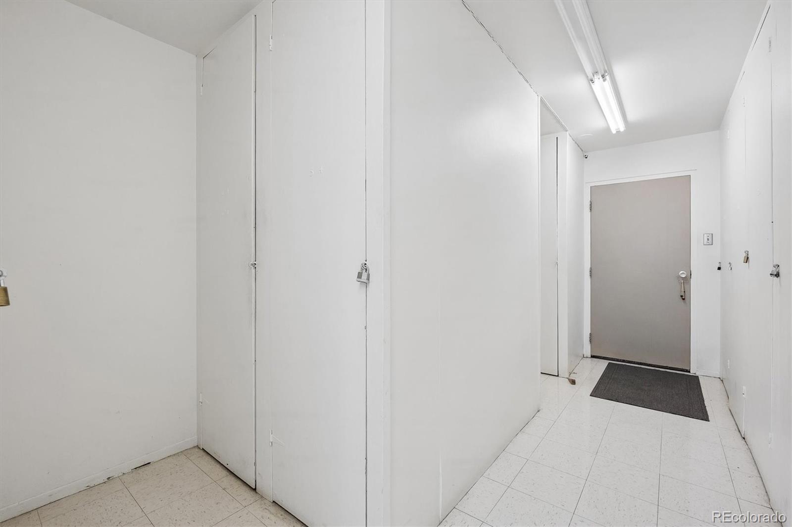 MLS Image #22 for 755 s clinton street 6a,denver, Colorado