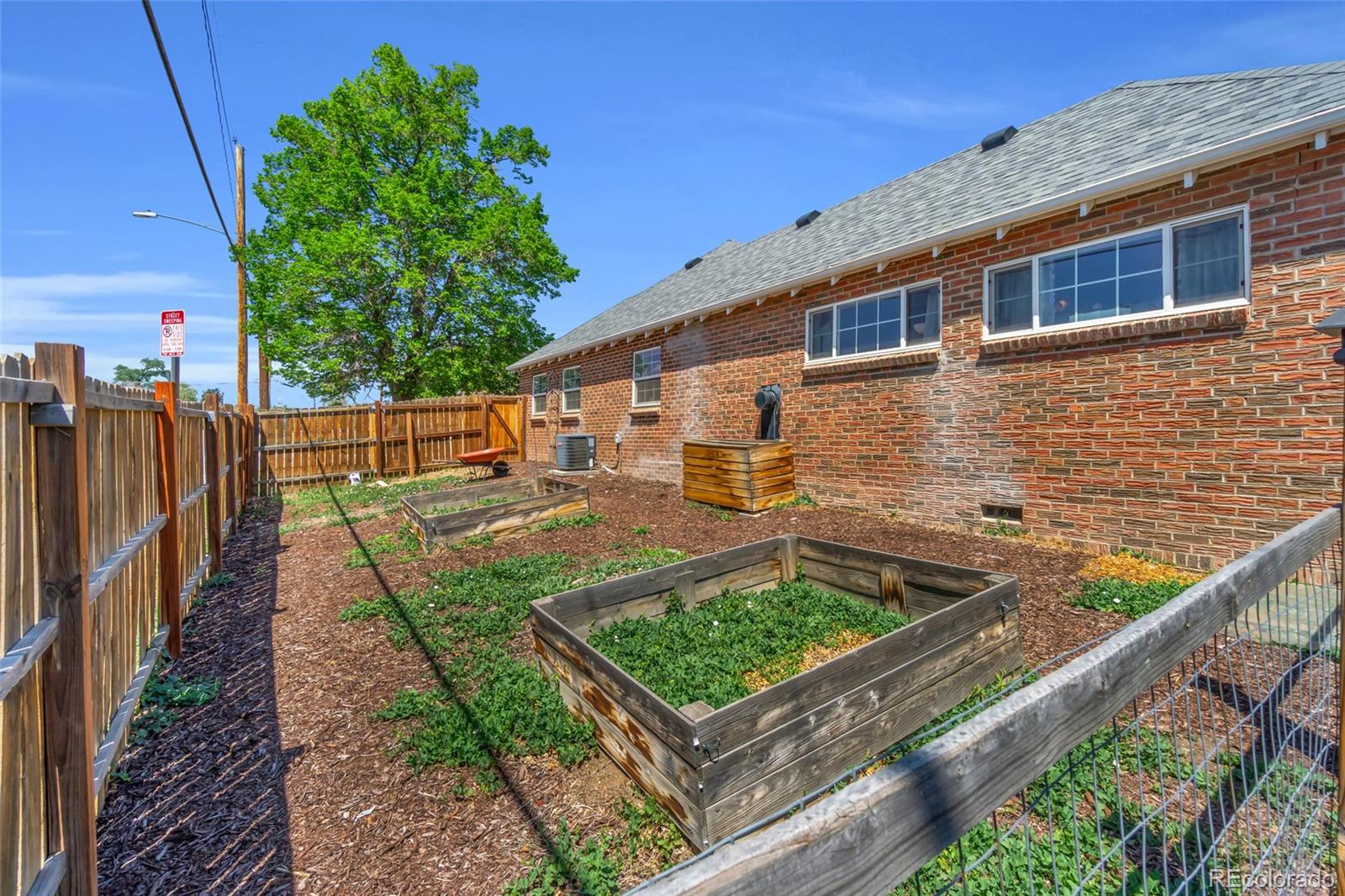 MLS Image #33 for 790 s eliot street,denver, Colorado