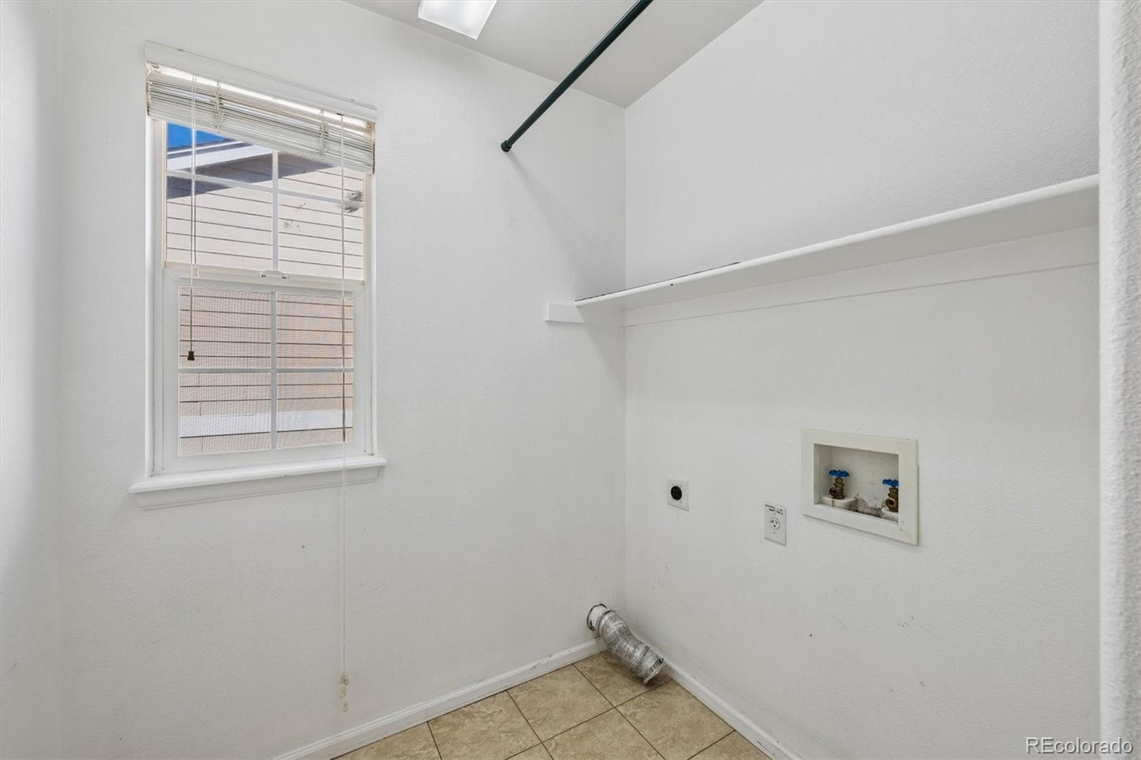 MLS Image #20 for 5652 s yakima way,aurora, Colorado