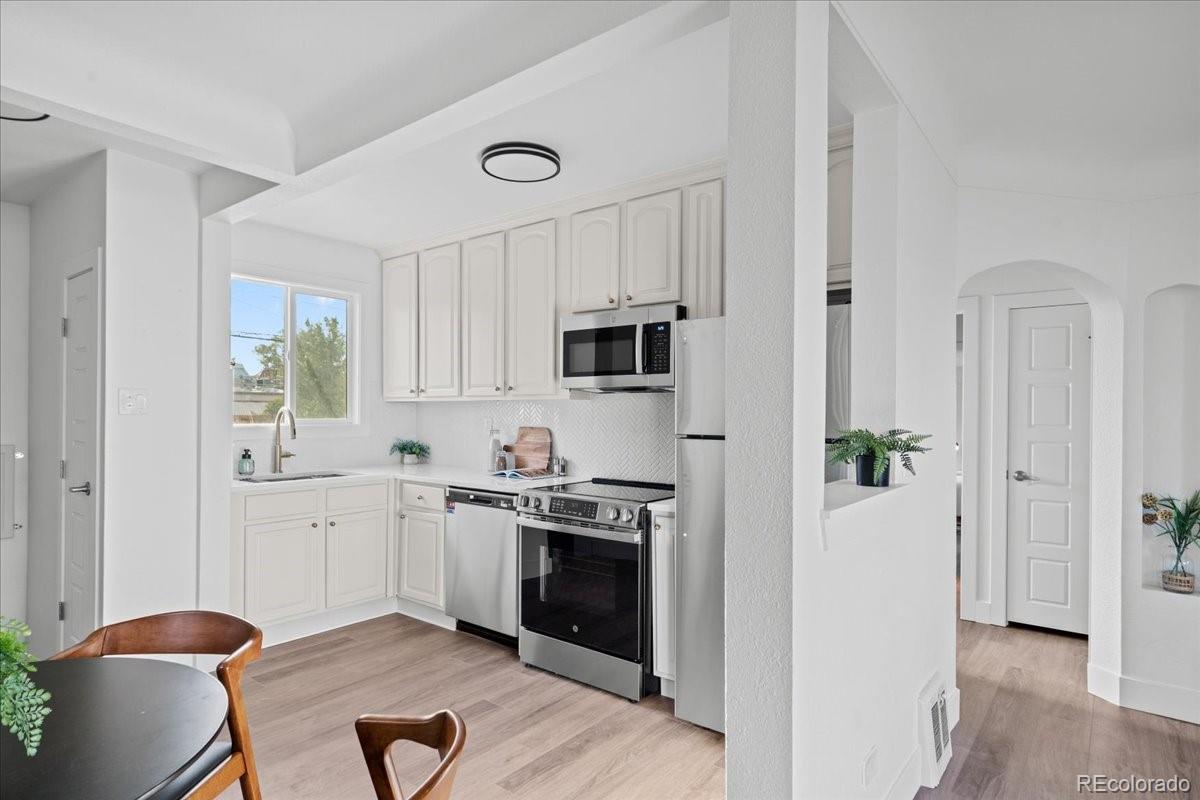 MLS Image #23 for 3235  albion street,denver, Colorado