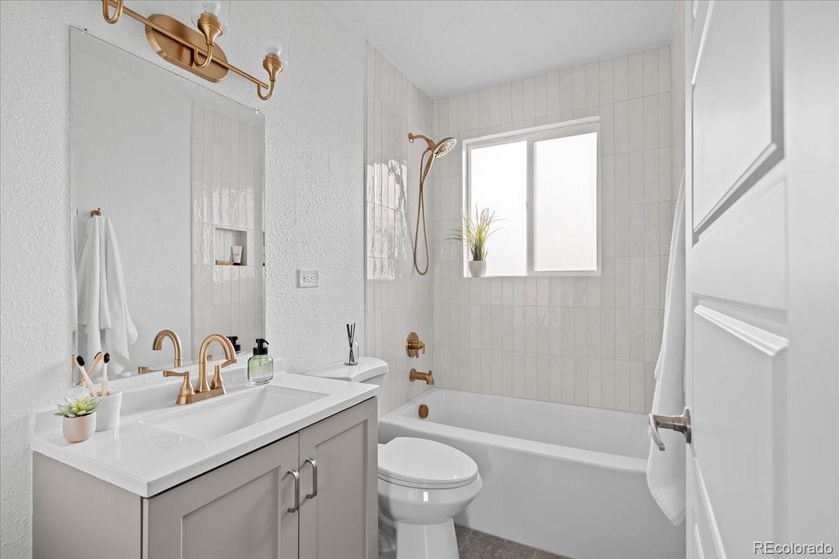 MLS Image #4 for 3235  albion street,denver, Colorado