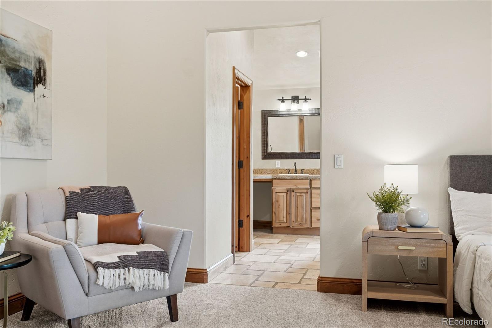 MLS Image #18 for 2196 s washington street,denver, Colorado