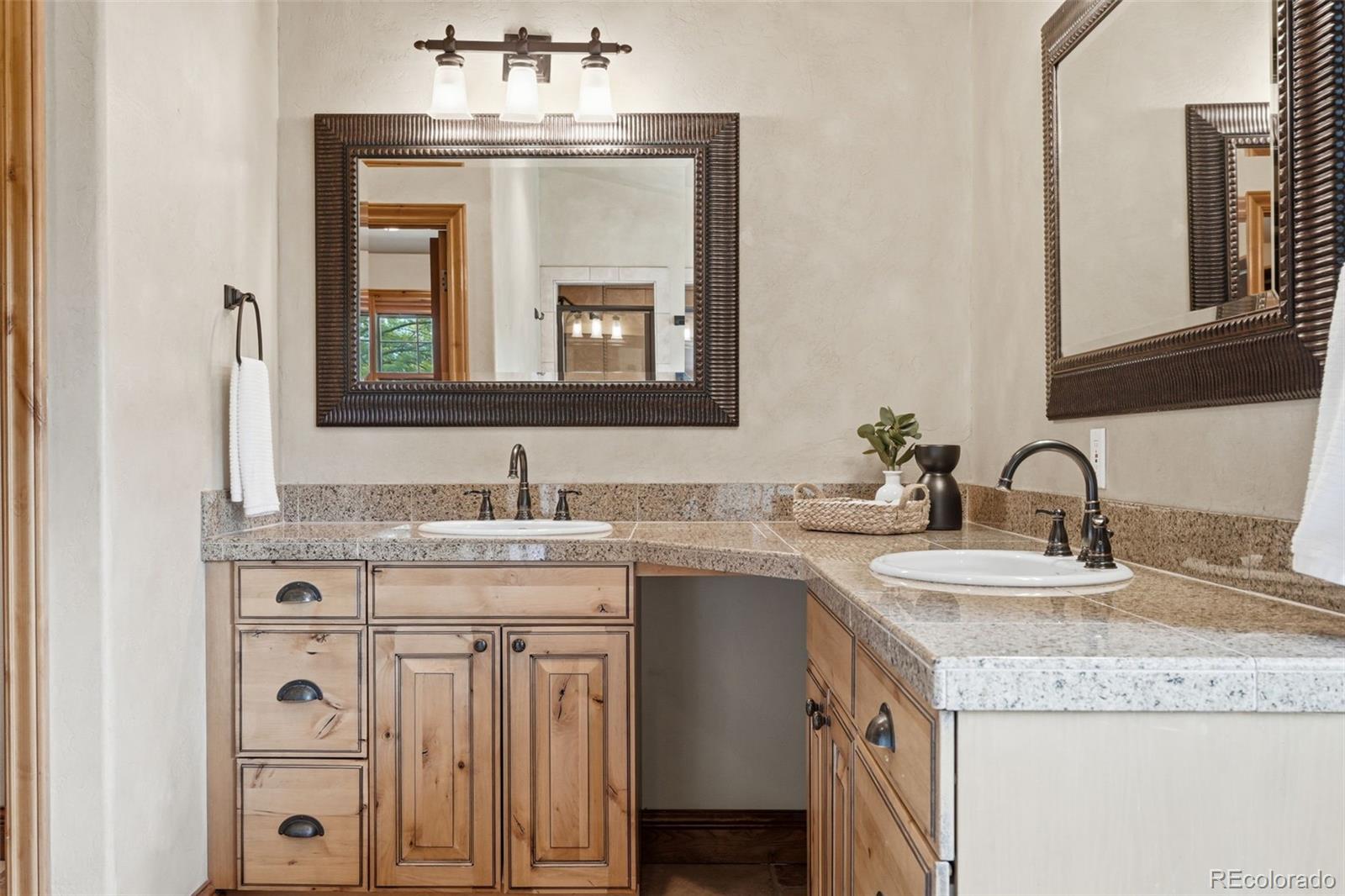 MLS Image #23 for 2196 s washington street,denver, Colorado