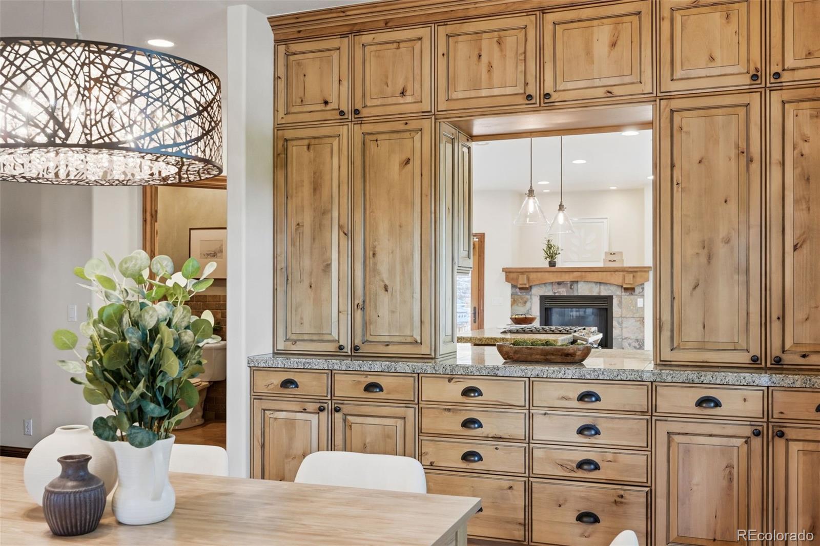 MLS Image #6 for 2196 s washington street,denver, Colorado