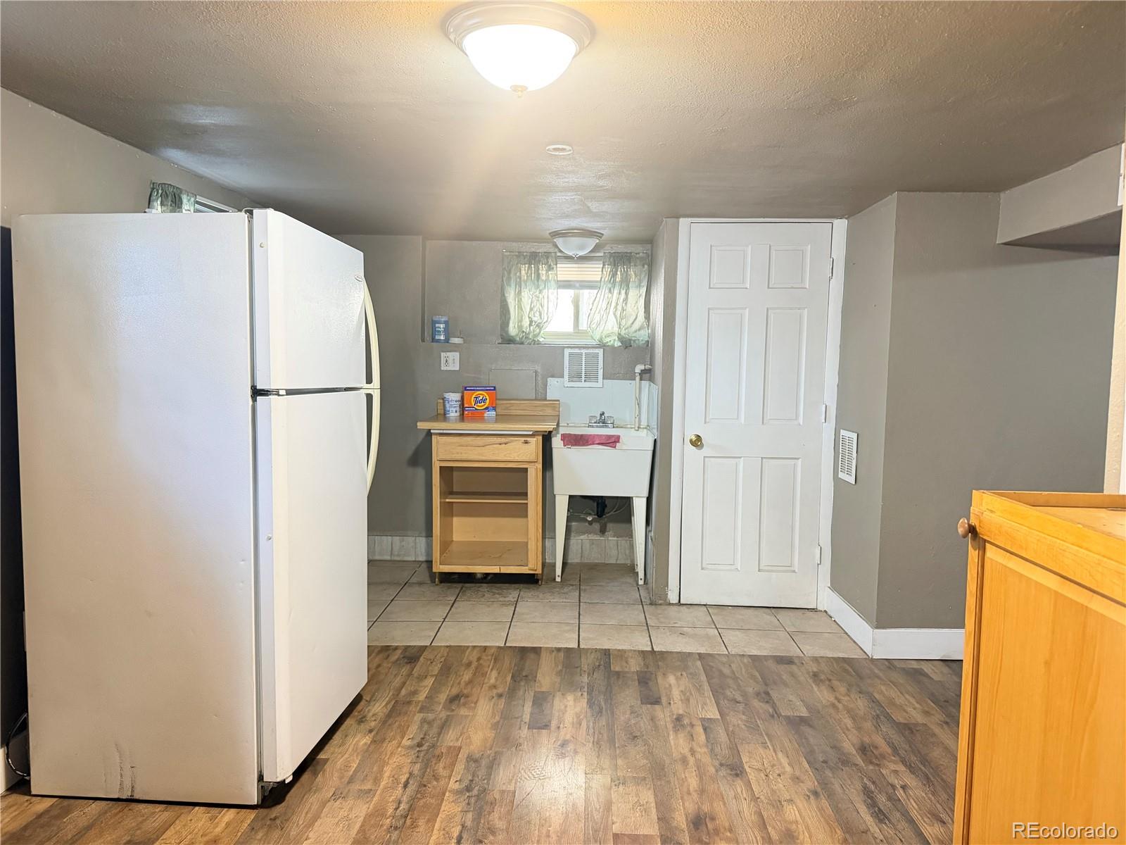 MLS Image #12 for 3837 w bayaud avenue,denver, Colorado
