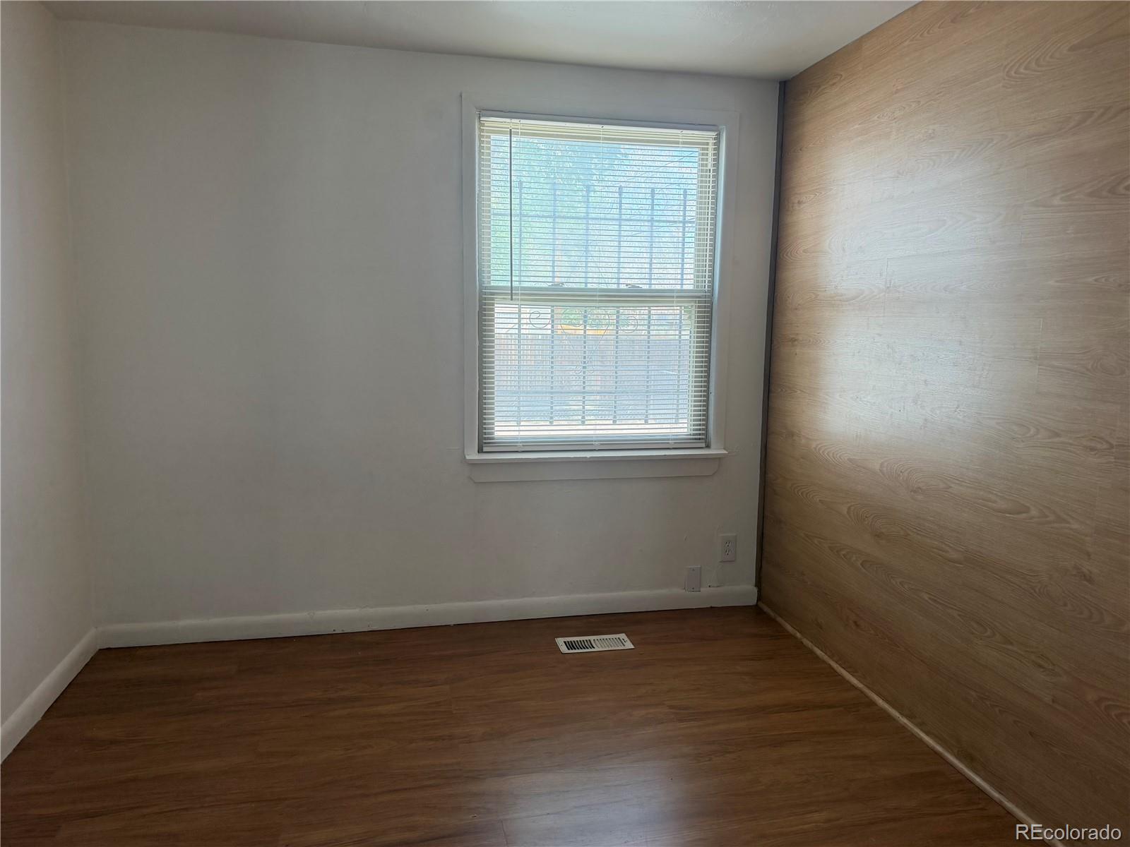 MLS Image #6 for 3837 w bayaud avenue,denver, Colorado