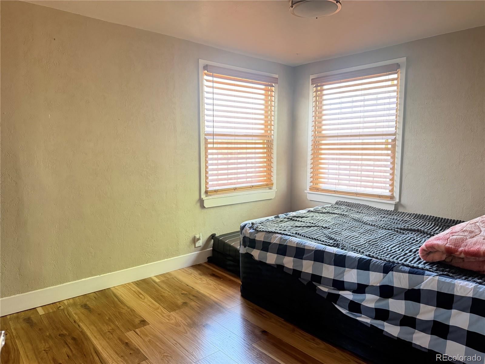 MLS Image #8 for 3837 w bayaud avenue,denver, Colorado