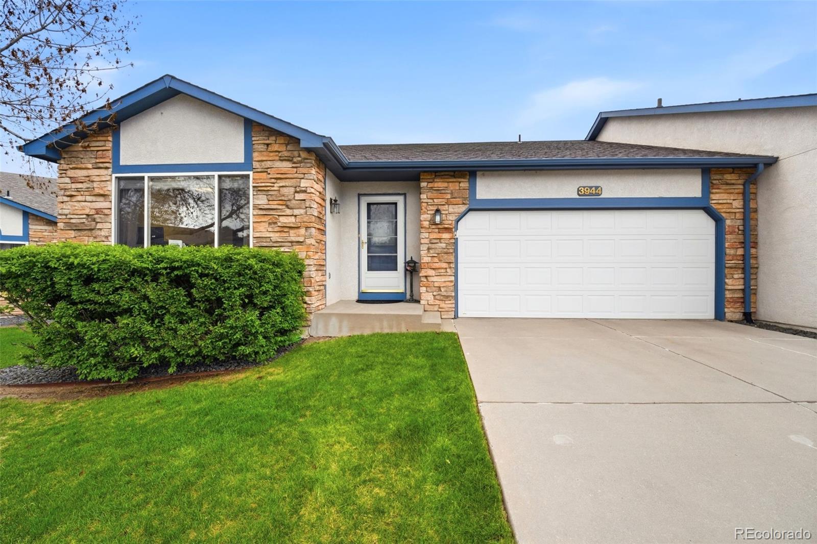 MLS Image #1 for 3944  coral point,colorado springs, Colorado