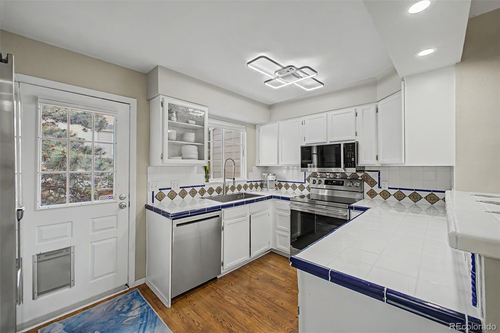 MLS Image #14 for 9525 w coal mine avenue a,littleton, Colorado