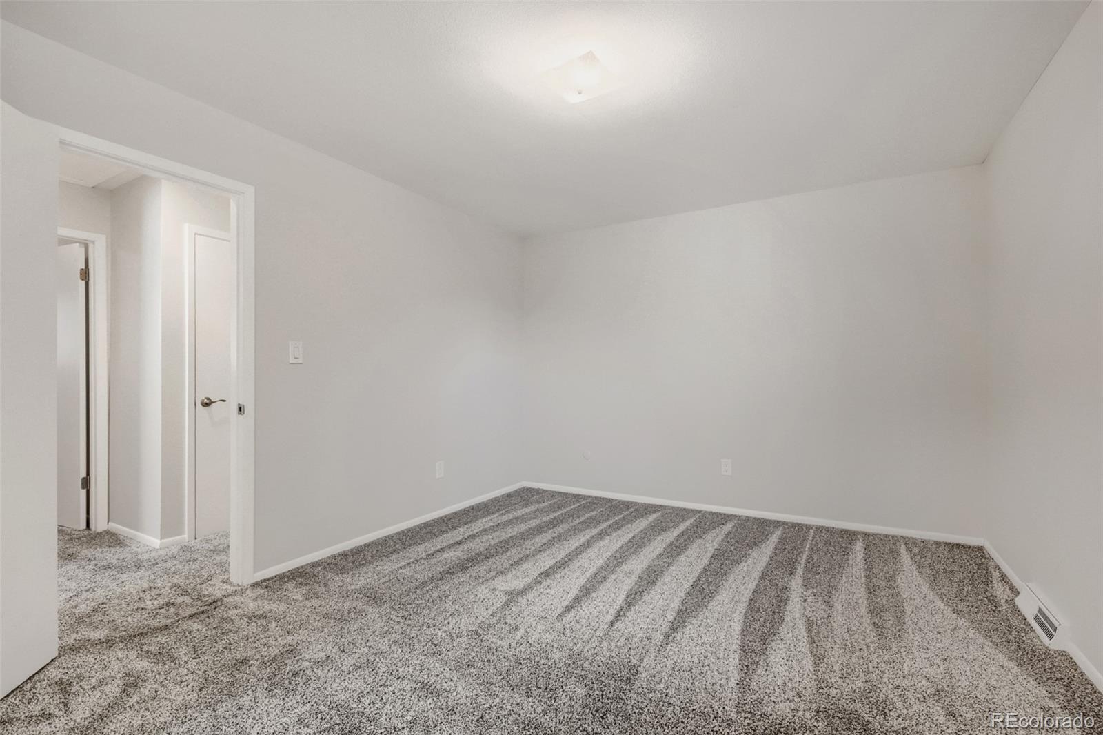MLS Image #11 for 1182  nucla street,aurora, Colorado