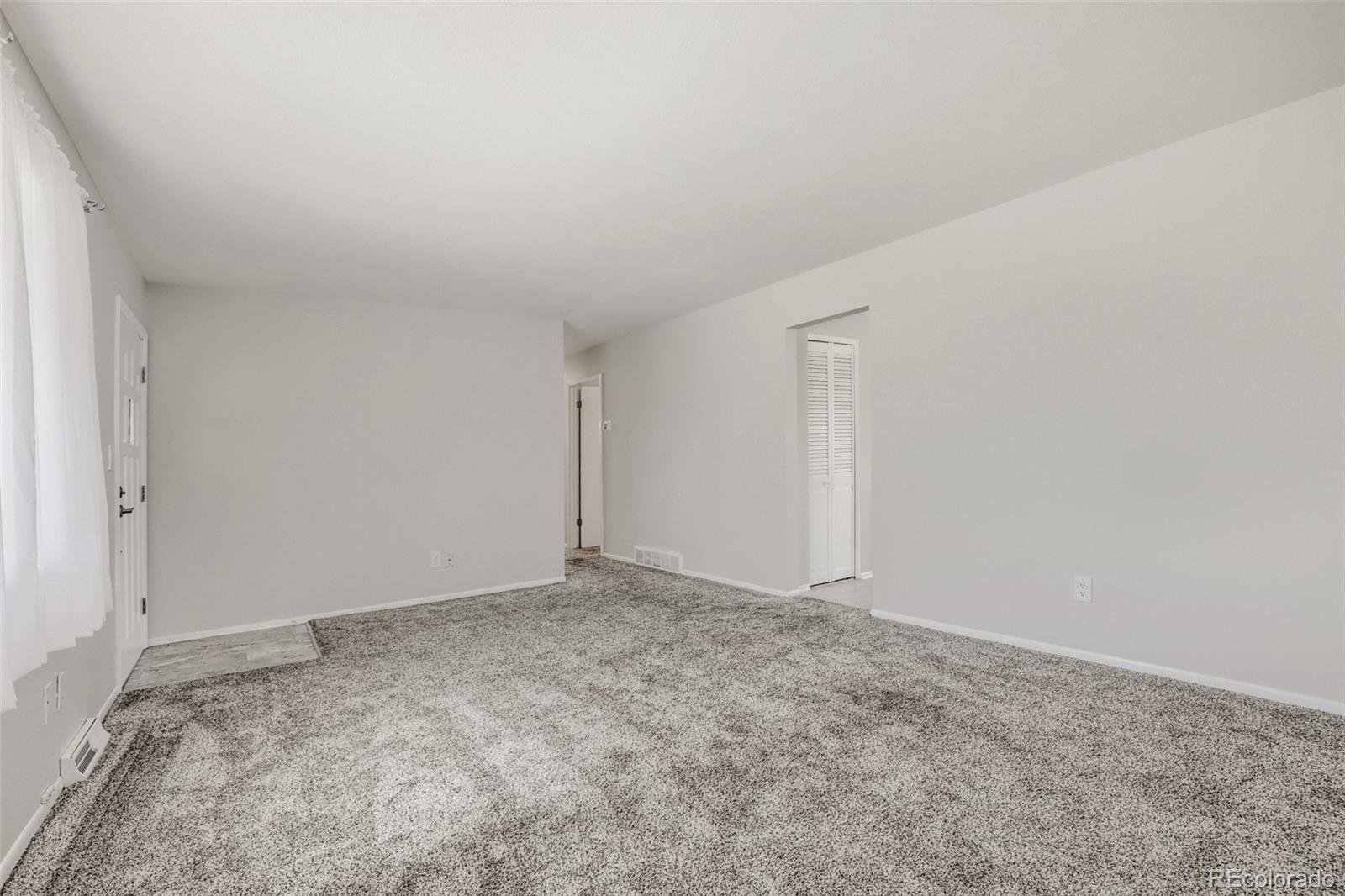 MLS Image #4 for 1182  nucla street,aurora, Colorado