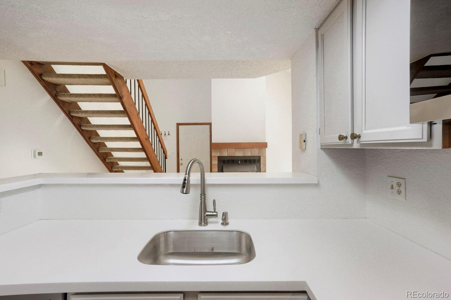 MLS Image #11 for 5924  gunbarrel avenue,boulder, Colorado