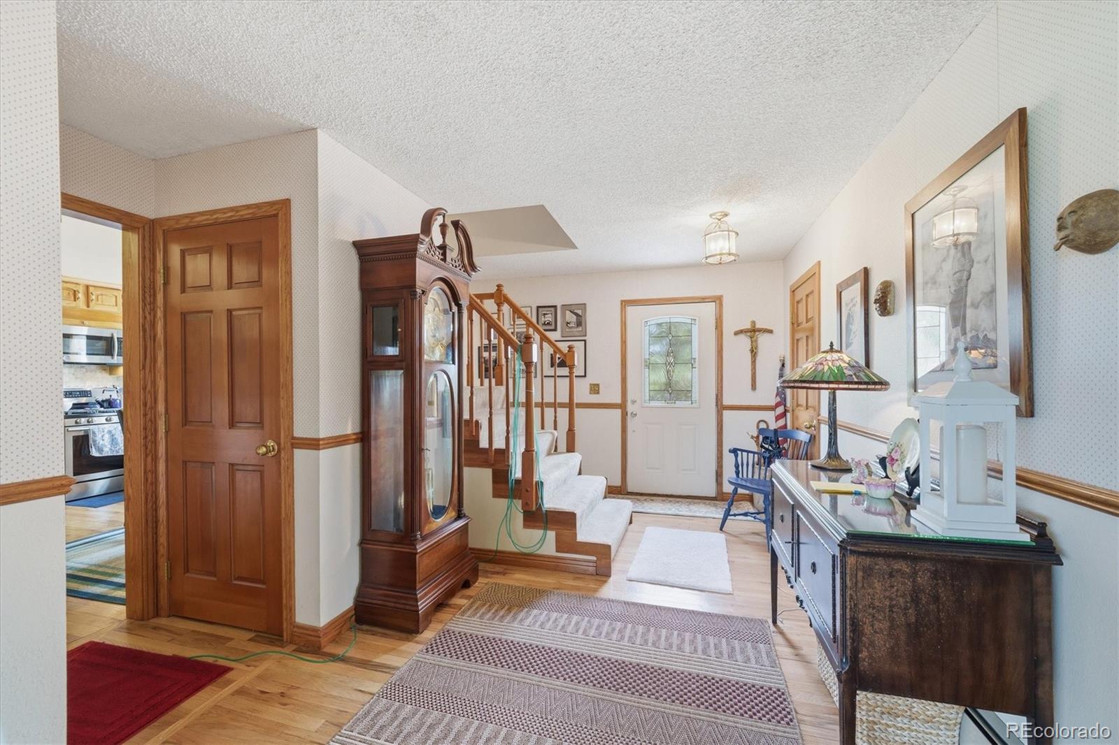 MLS Image #3 for 2219  meadow green circle,franktown, Colorado