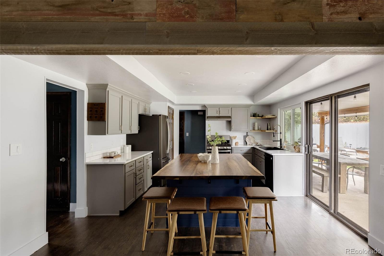 MLS Image #4 for 7392 s madison circle,centennial, Colorado