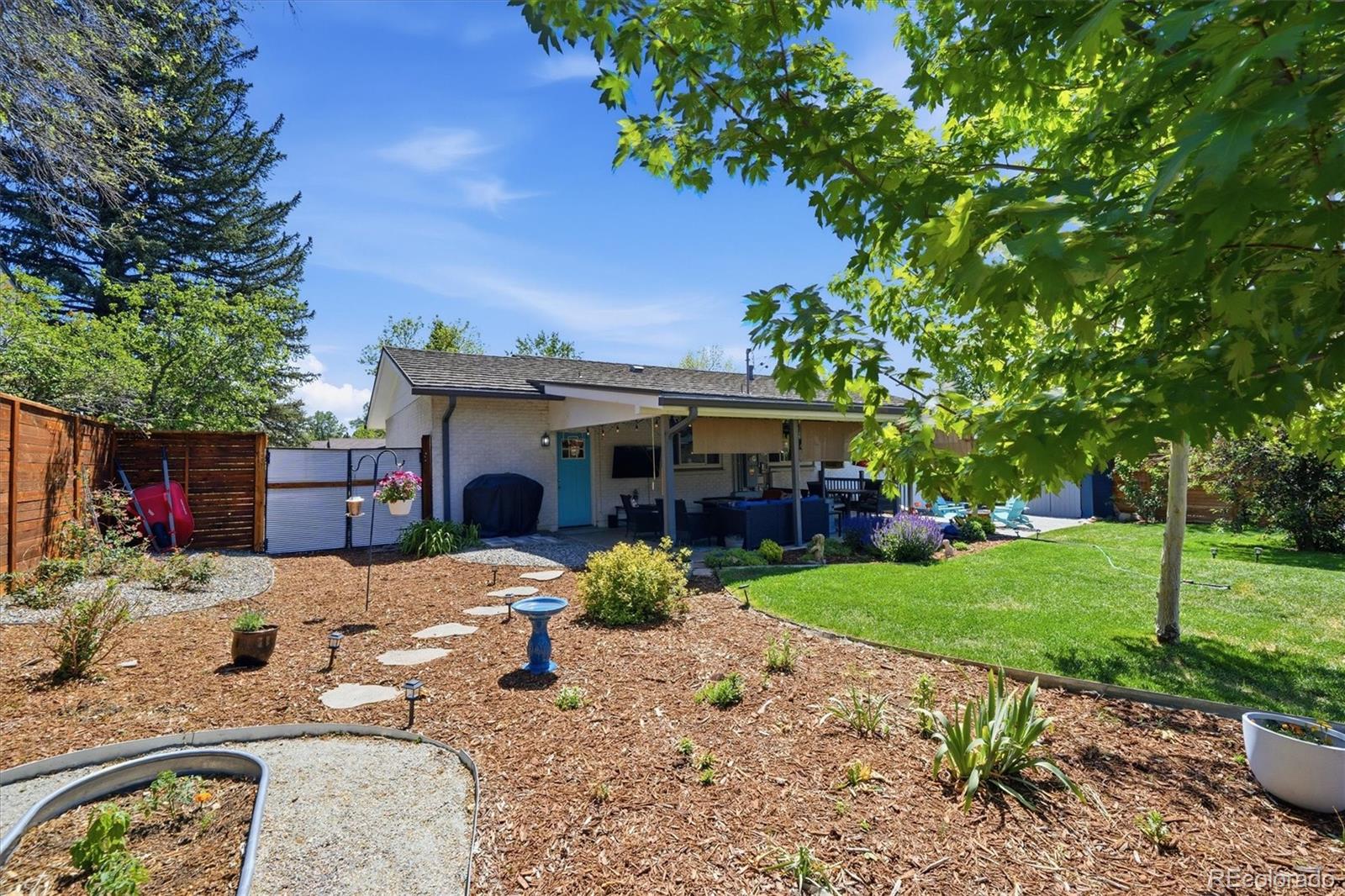 MLS Image #17 for 2955 s zurich court,denver, Colorado