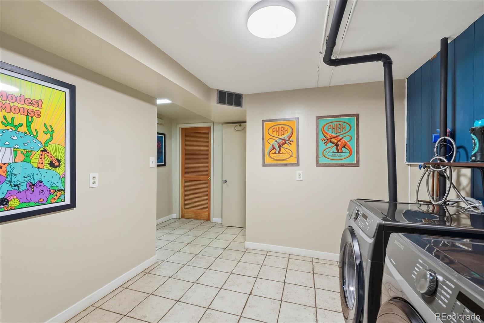 MLS Image #23 for 2955 s zurich court,denver, Colorado