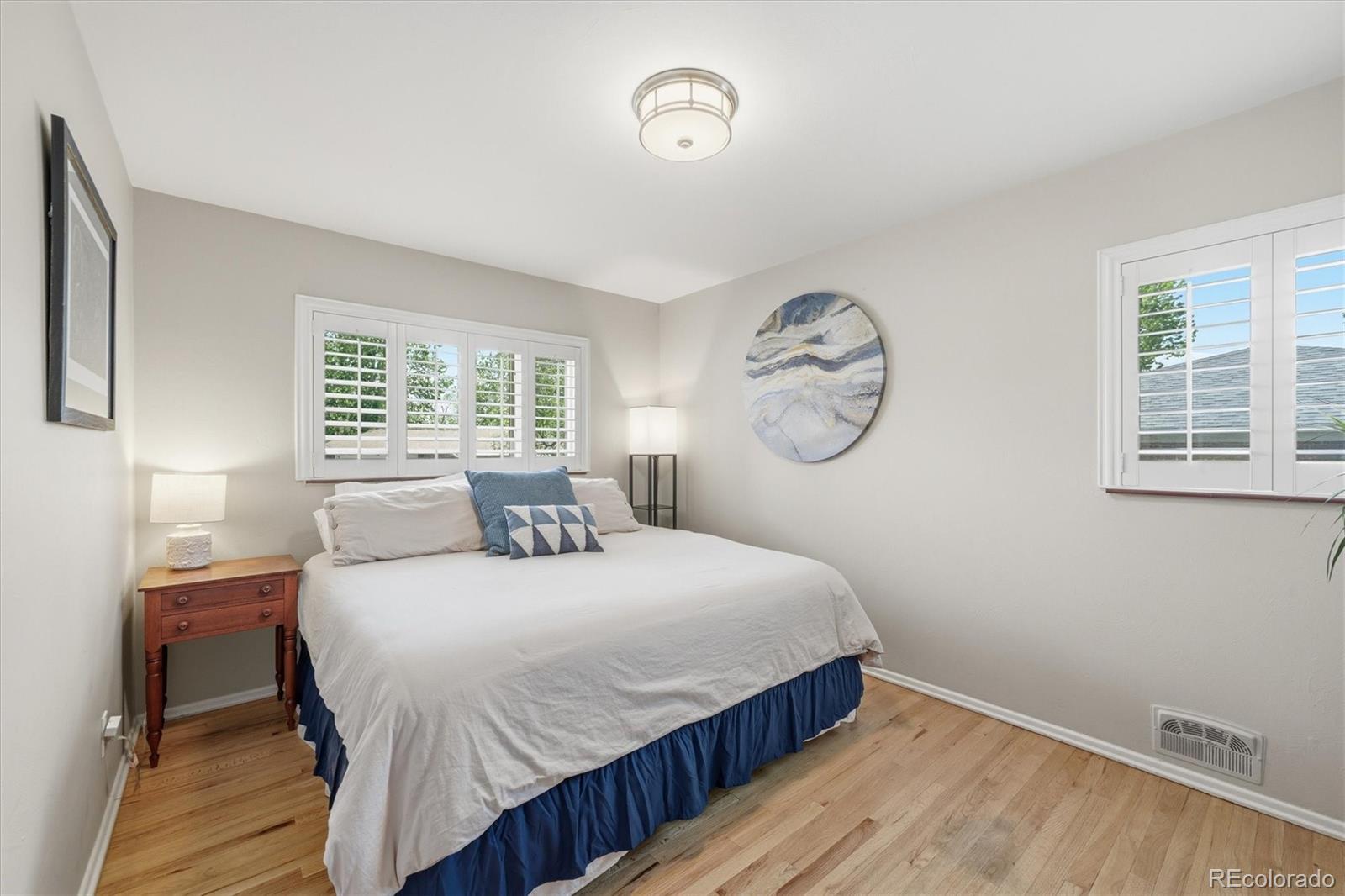 MLS Image #37 for 2955 s zurich court,denver, Colorado