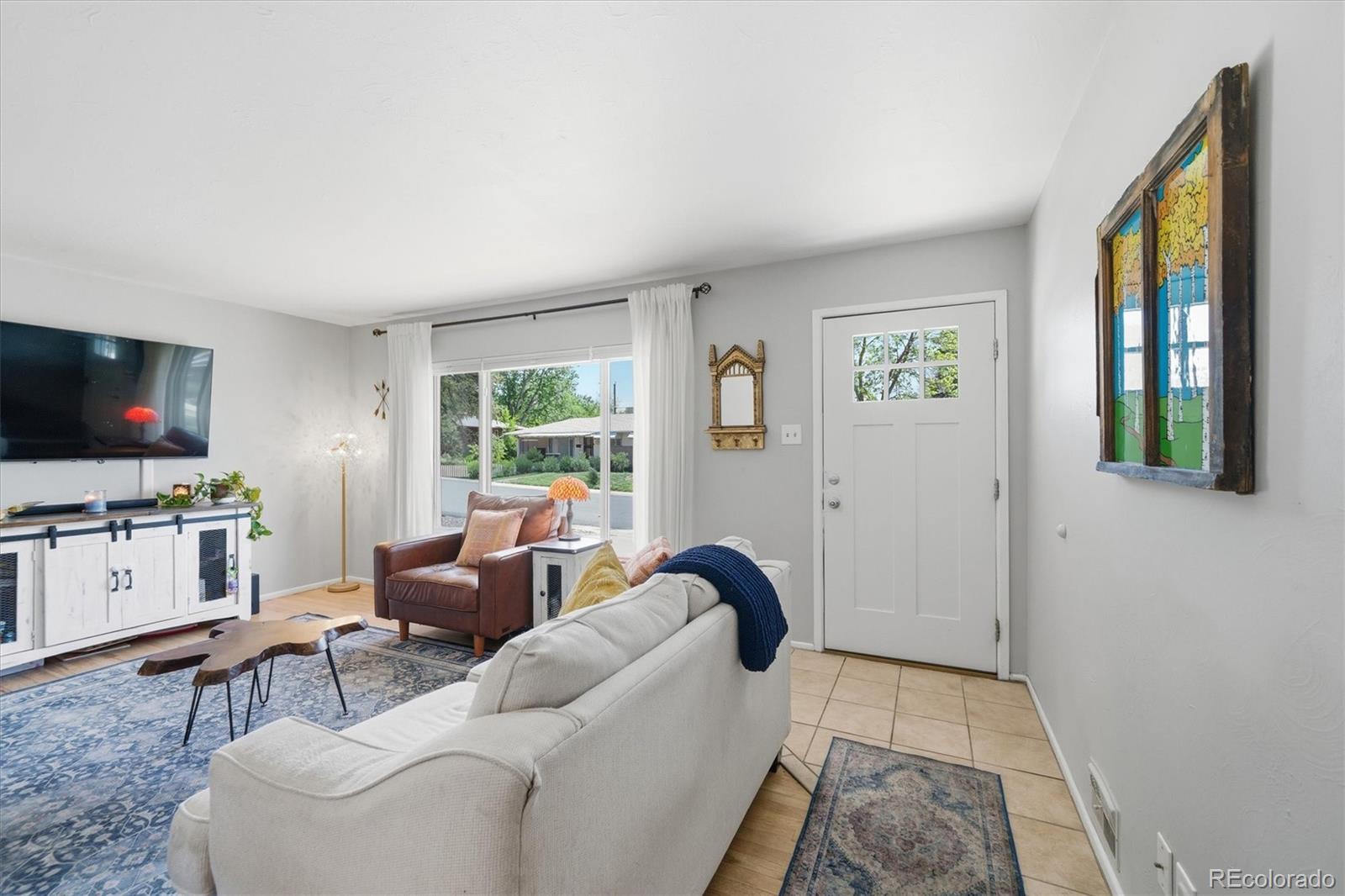 MLS Image #41 for 2955 s zurich court,denver, Colorado