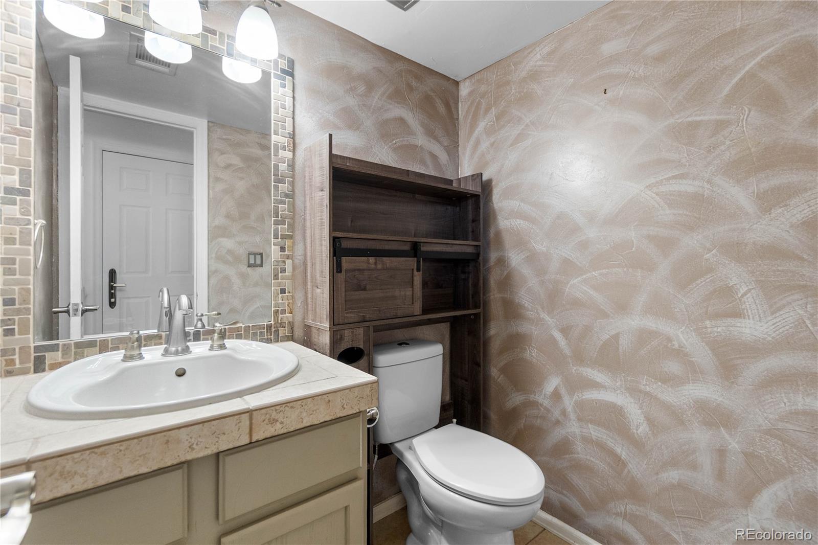 MLS Image #19 for 13105 e idaho place,aurora, Colorado