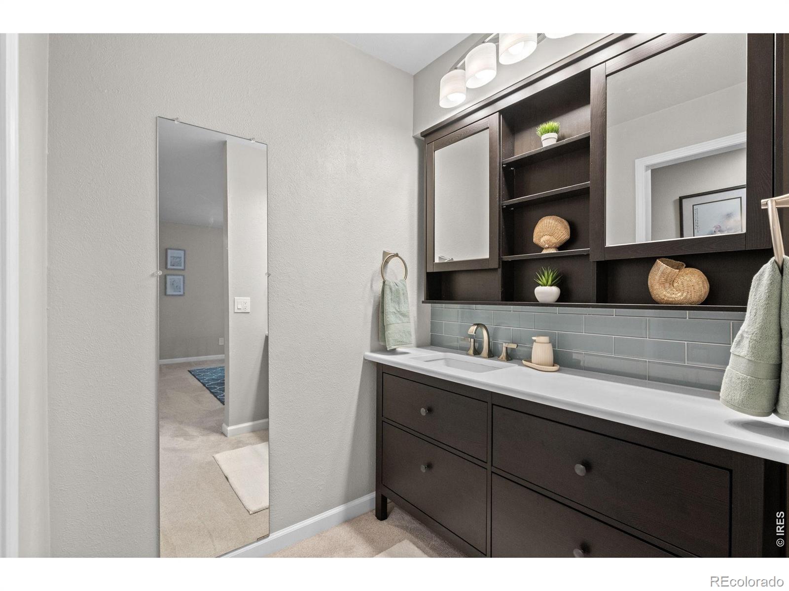 MLS Image #15 for 13872 e linvale place,aurora, Colorado