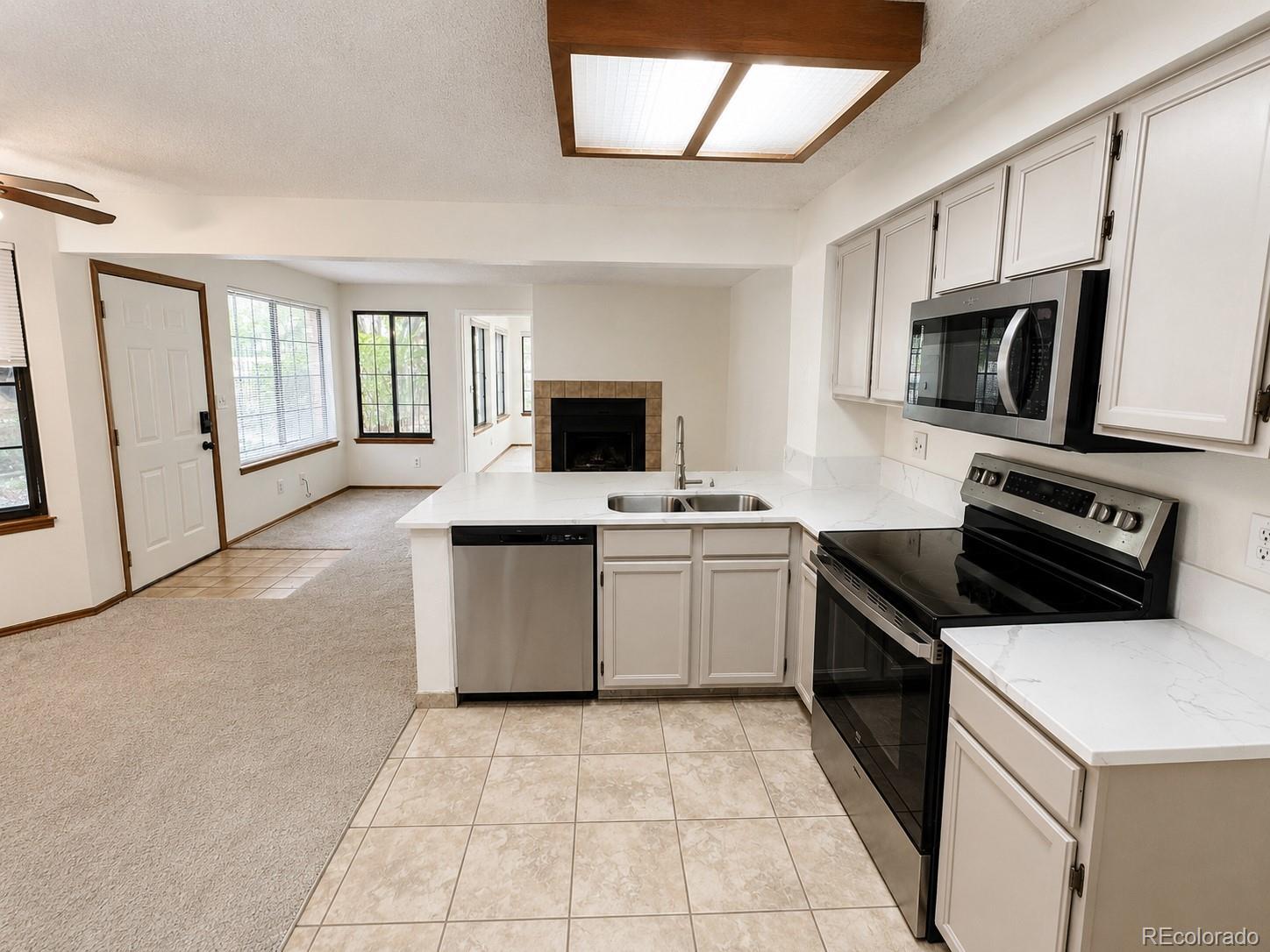 MLS Image #14 for 810 s vance street,lakewood, Colorado