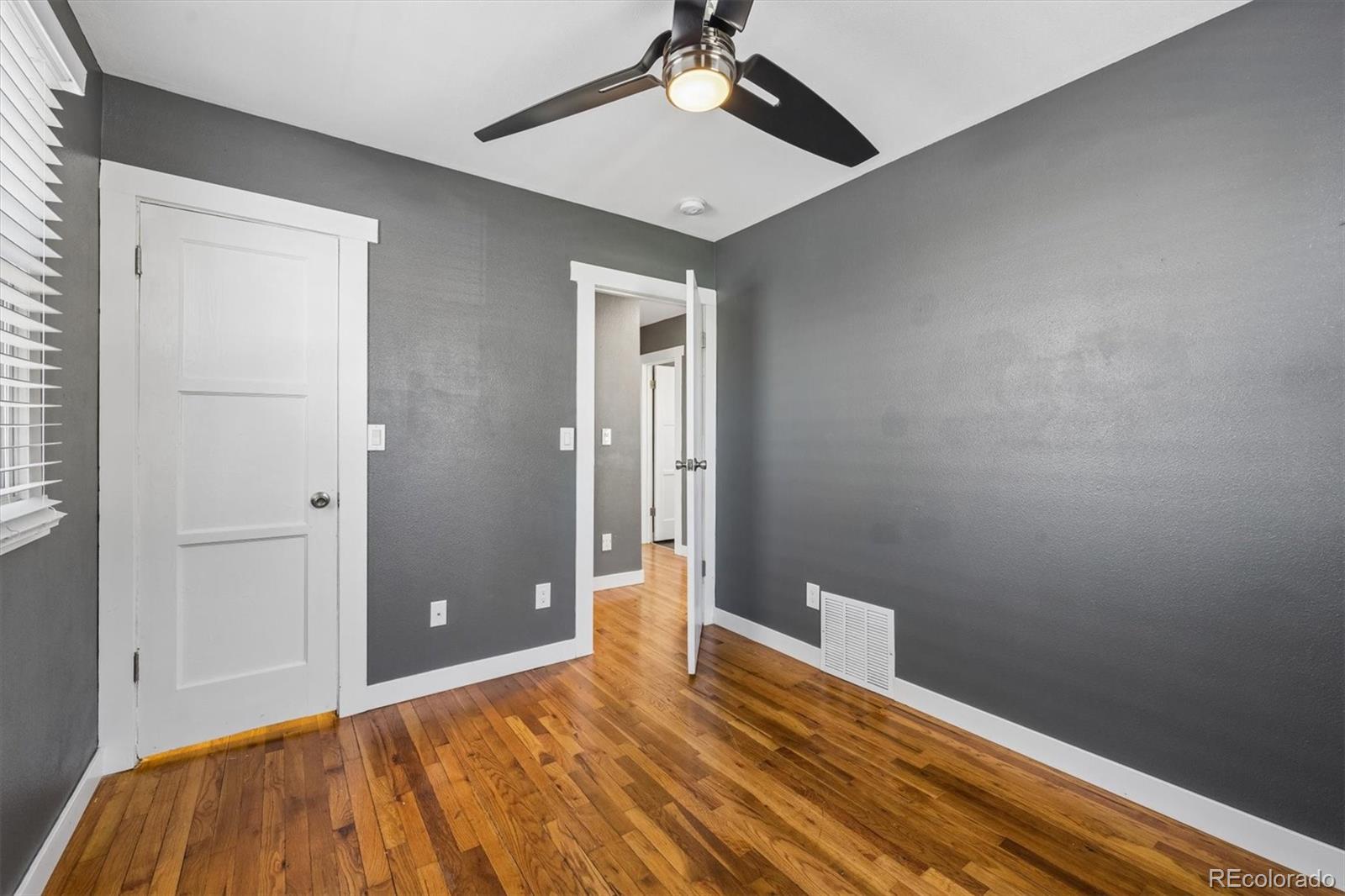 MLS Image #13 for 1885 w berkeley place,denver, Colorado