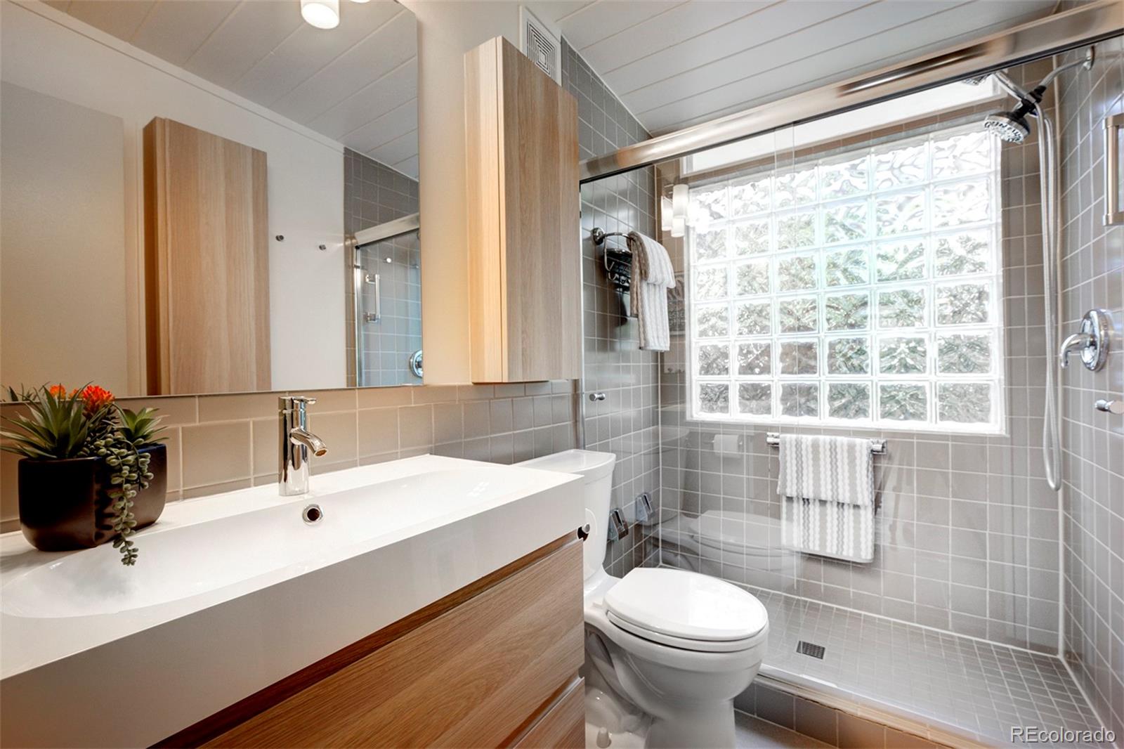 MLS Image #15 for 1407 s fairfax street,denver, Colorado