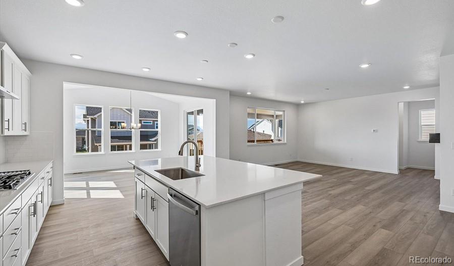 MLS Image #4 for 6398  steppes way,loveland, Colorado