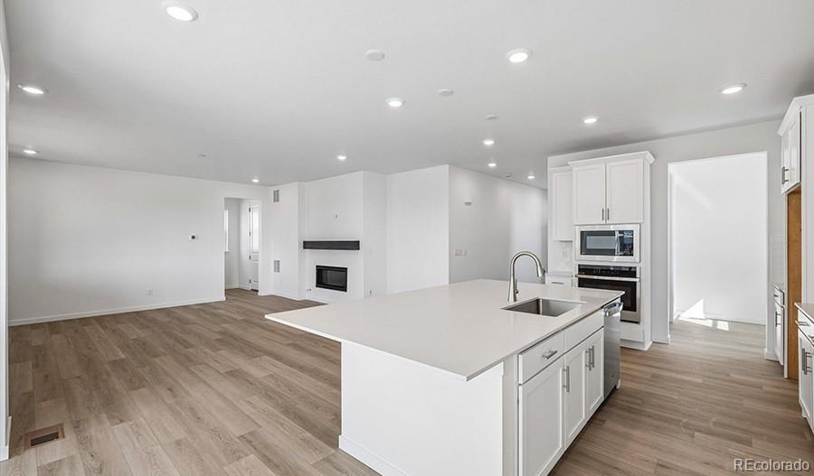 MLS Image #5 for 6398  steppes way,loveland, Colorado