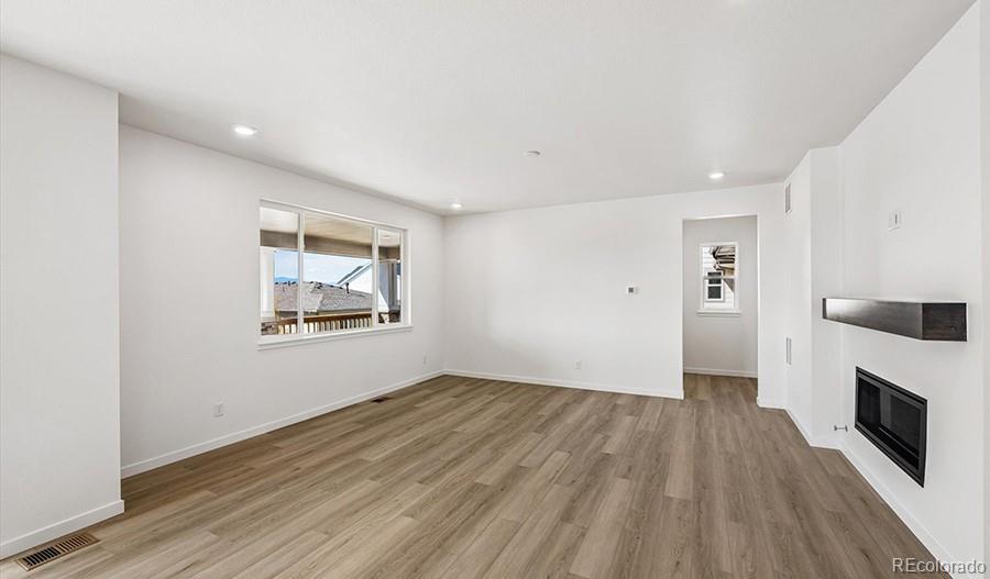 MLS Image #8 for 6398  steppes way,loveland, Colorado